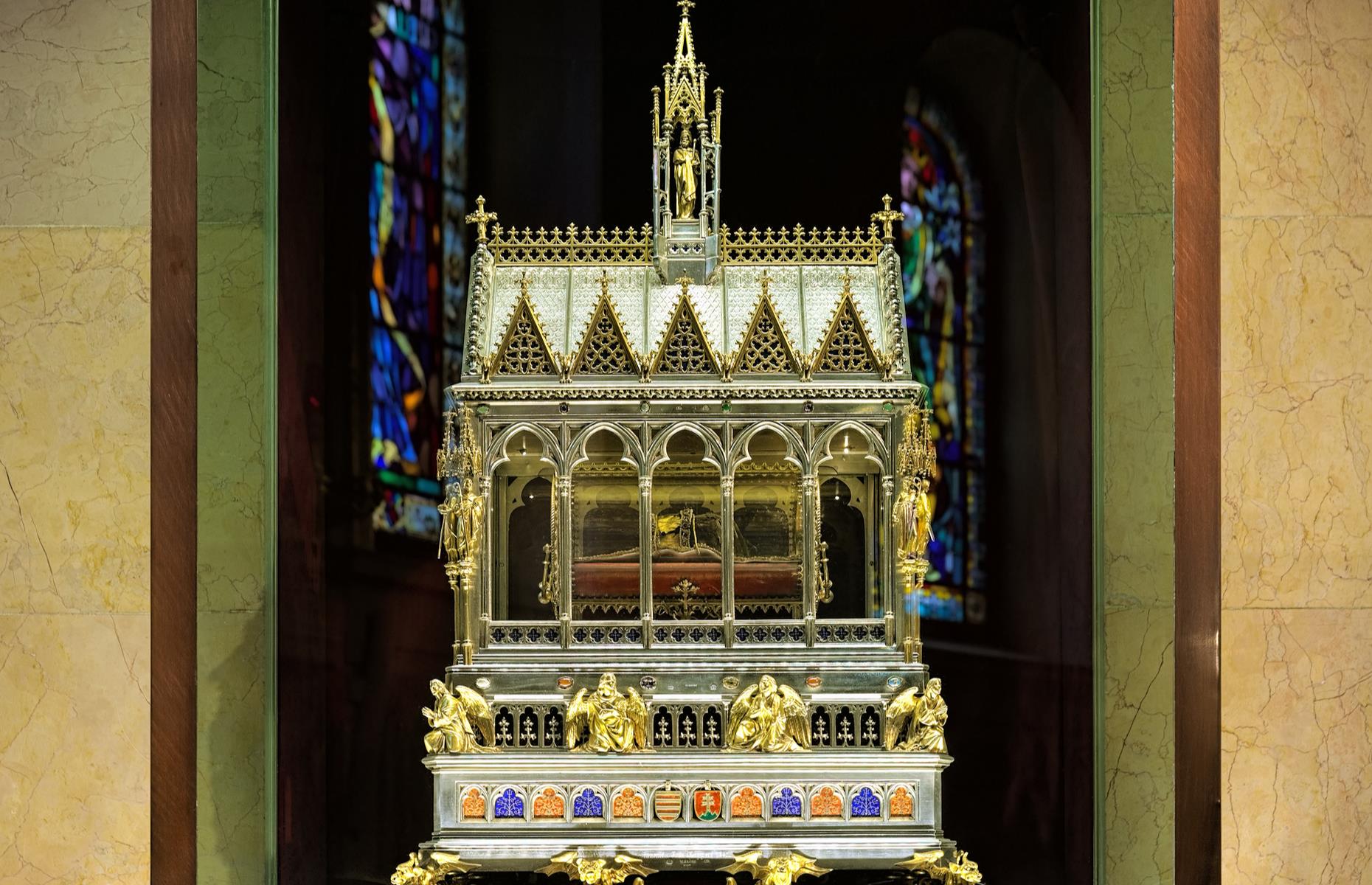 The Holy Right, Budapest, Hungary